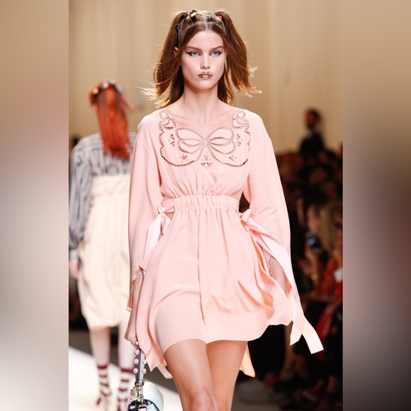 FENDI - Spring/Summer 2017 Runway Dress - Picture 11 of 16